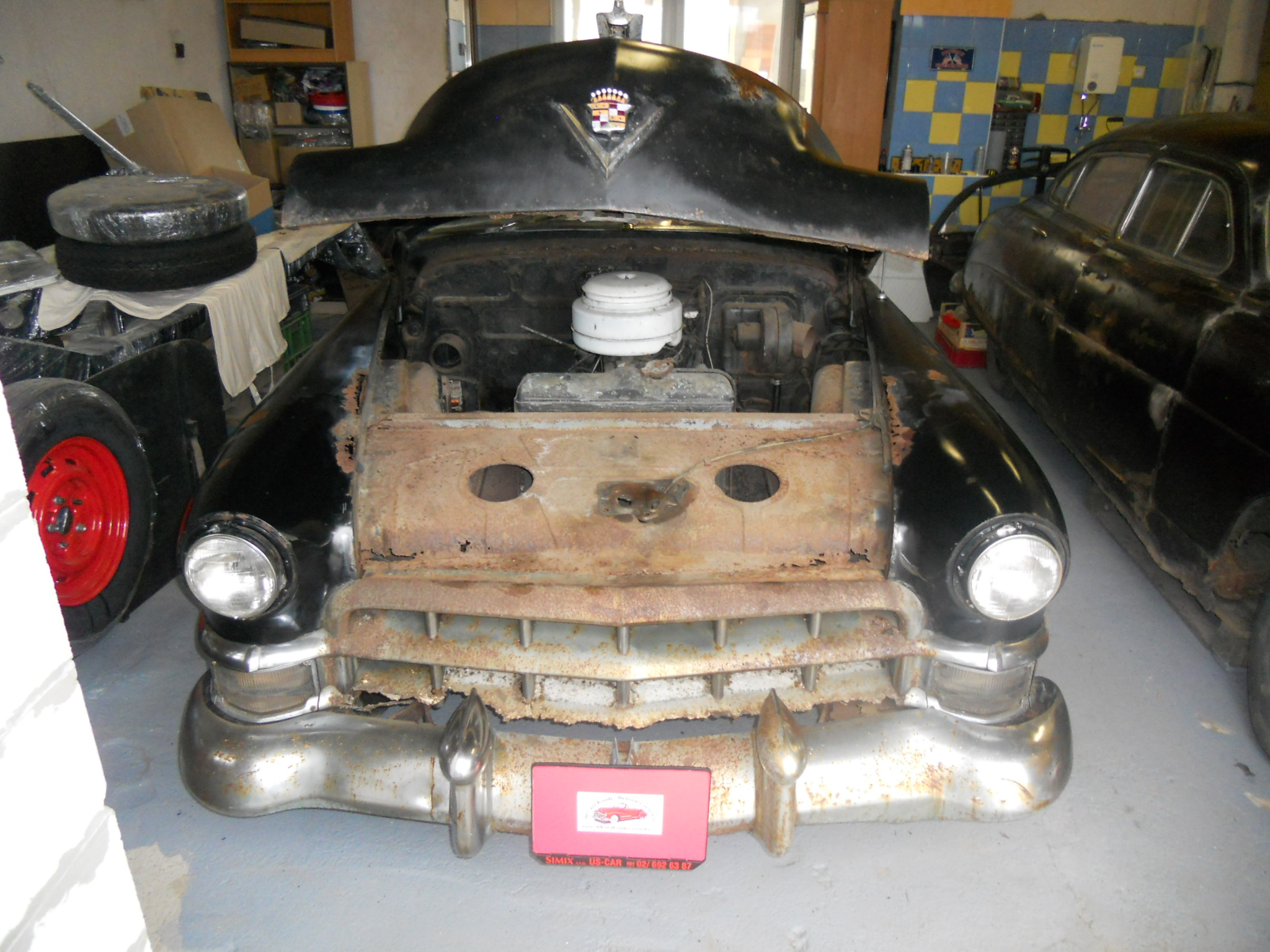 cadillac motorový prostor